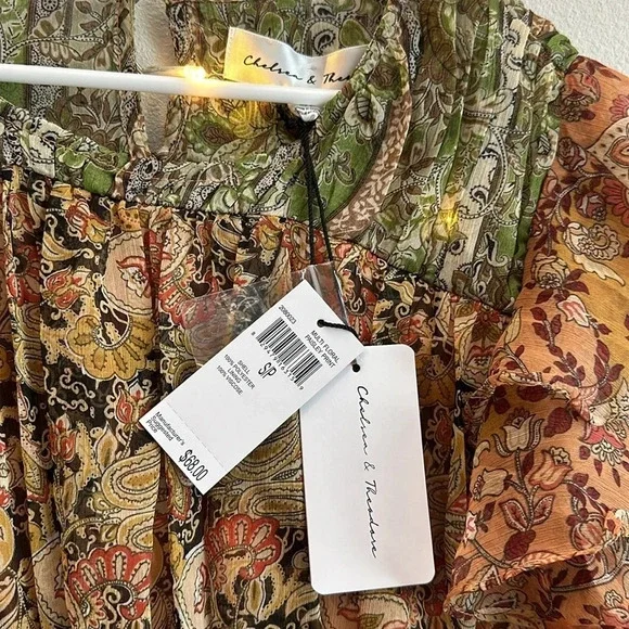 Chelsea & Theodore Paisley Printed Blouse​ - Picture 3 of 3